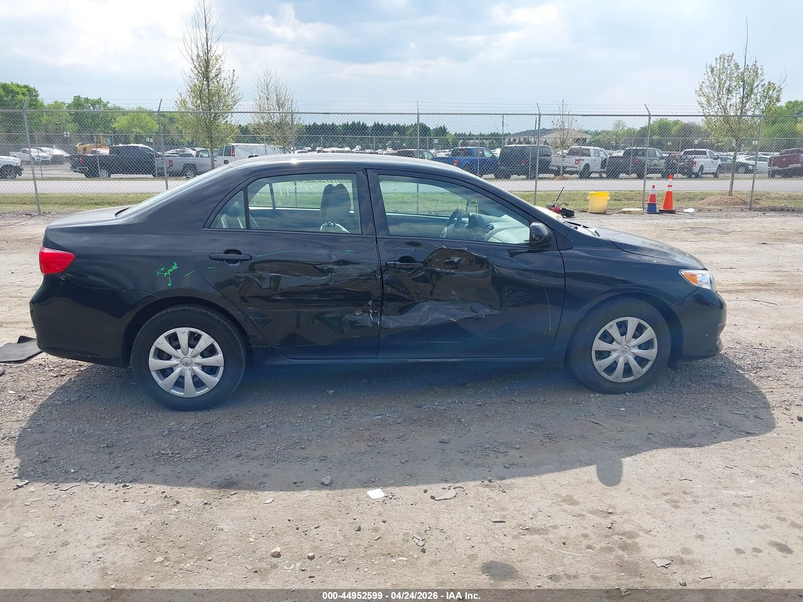 2010 Toyota Corolla Le Черный vin: 1NXBU4EE6AZ254231