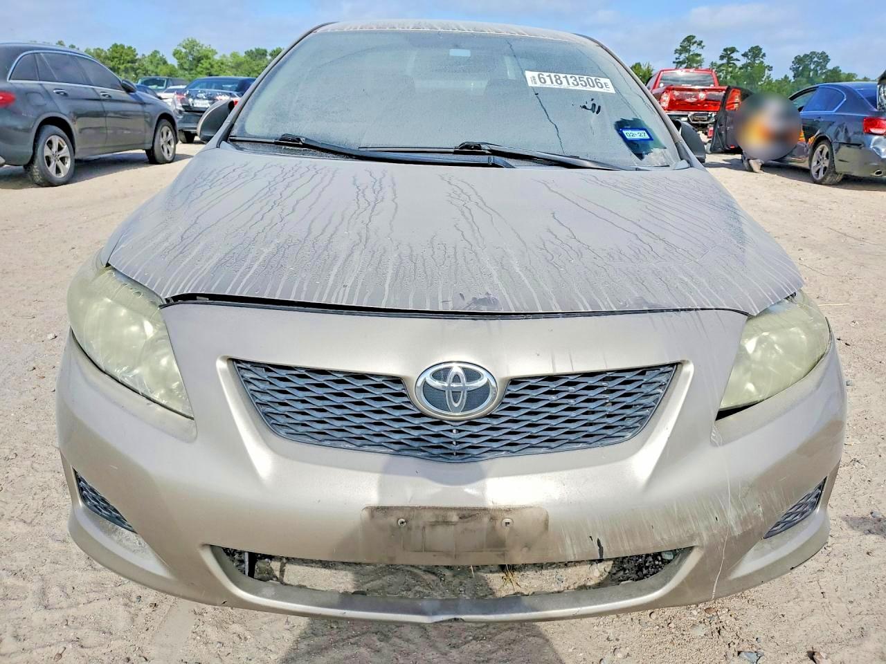 2010 Toyota Corolla Le Gold vin: 1NXBU4EE6AZ284006