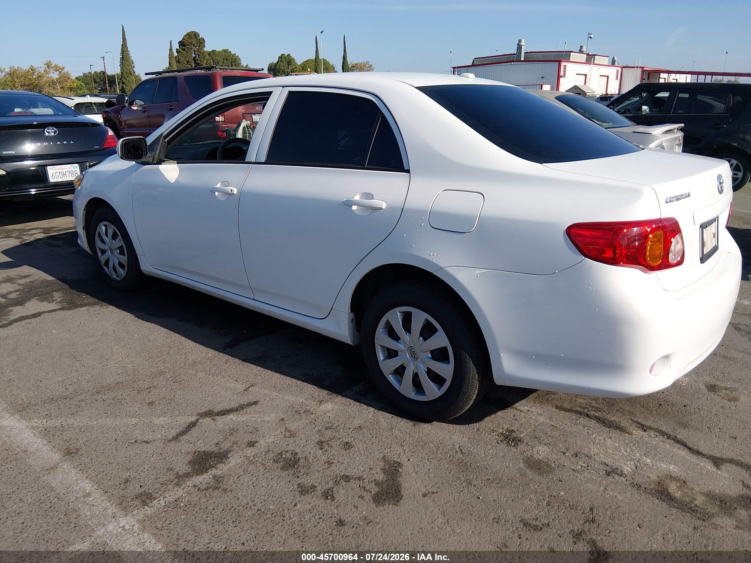 2010 Toyota Corolla Le White vin: 1NXBU4EE6AZ293613