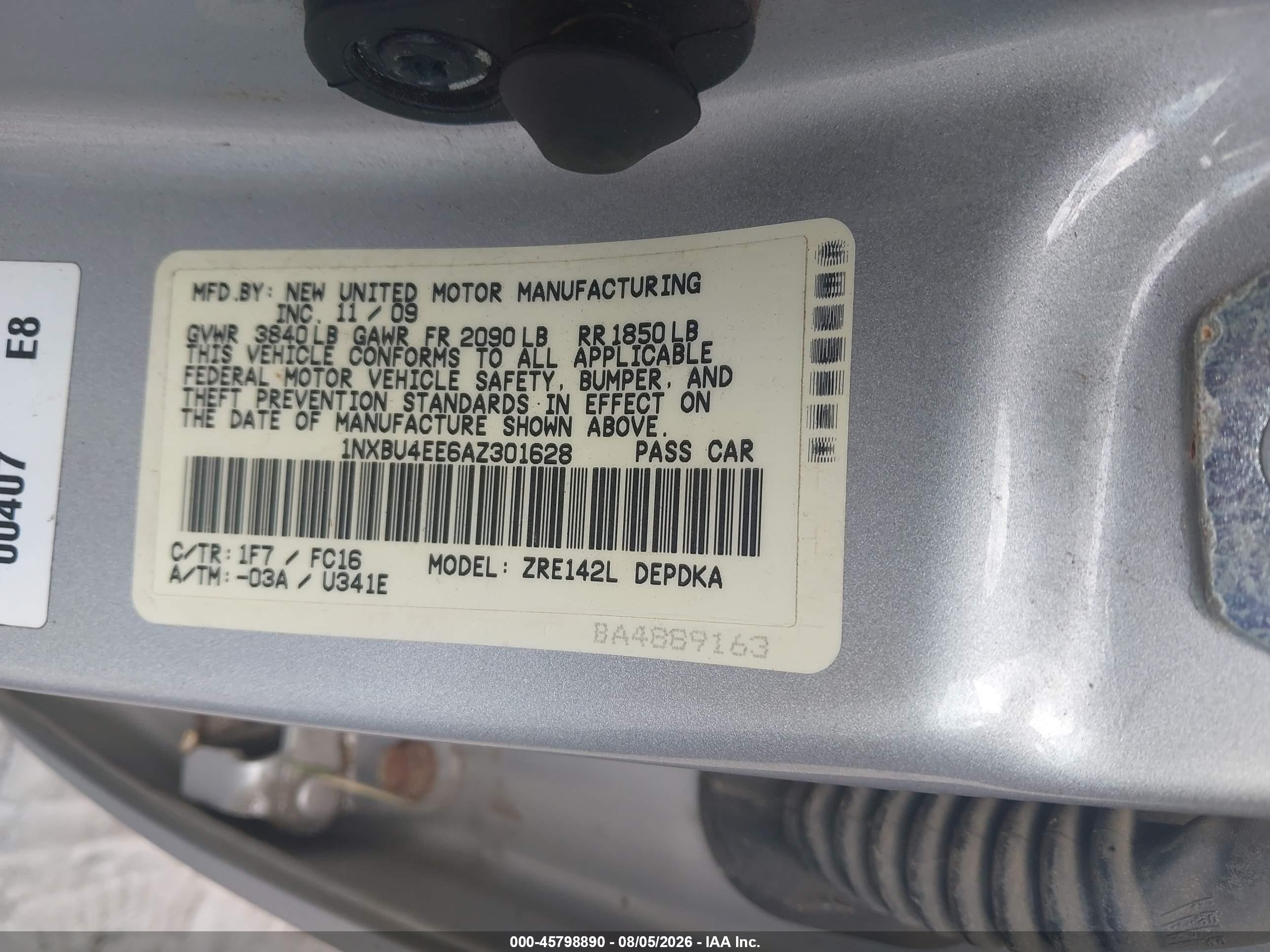 2010 Toyota Corolla Le Silver vin: 1NXBU4EE6AZ301628