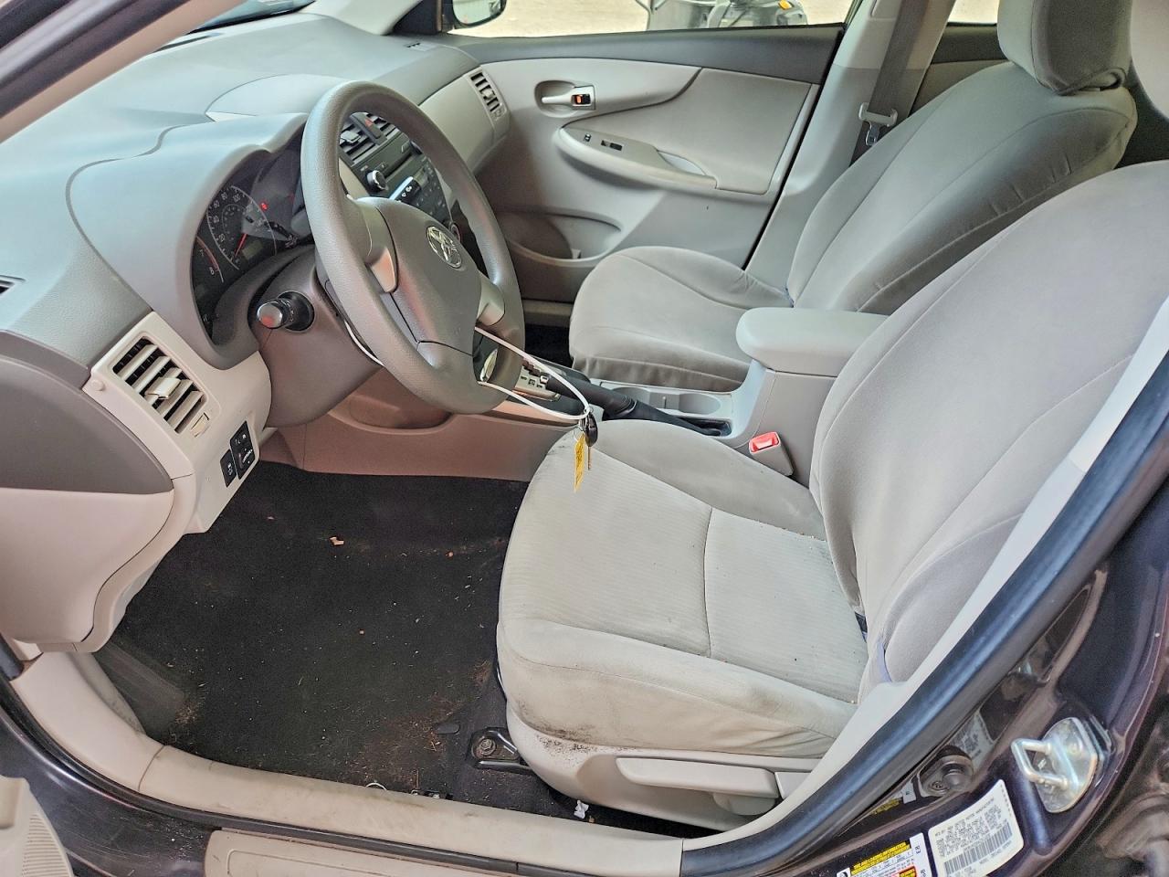 2010 Toyota Corolla Le Gray vin: 1NXBU4EE6AZ311205