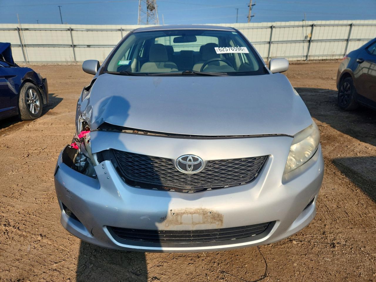 2010 Toyota Corolla Le Silver vin: 1NXBU4EE6AZ318932