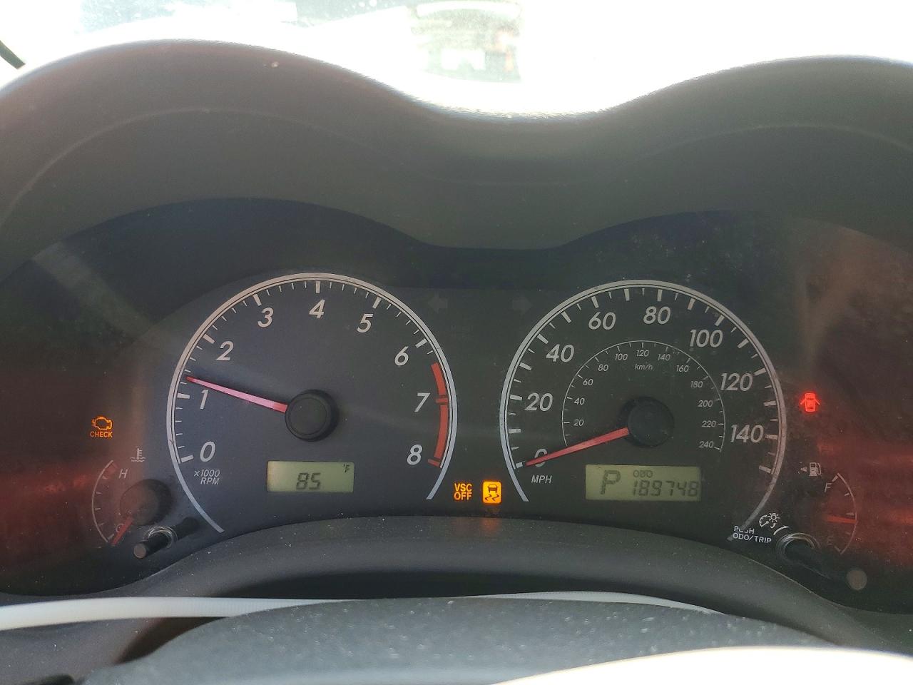 2010 Toyota Corolla Le Gray vin: 1NXBU4EE6AZ321393