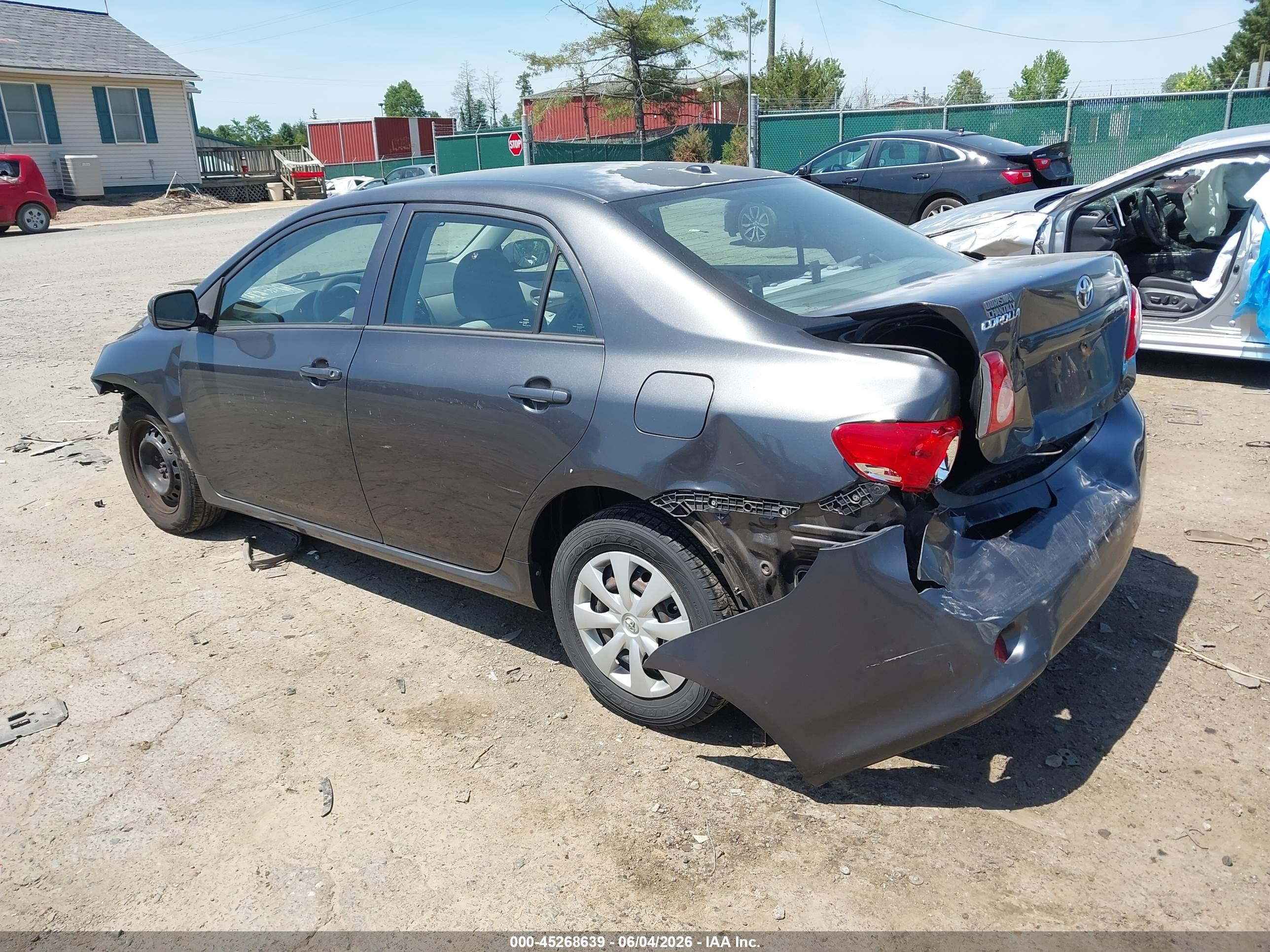 2010 Toyota Corolla Le Gray vin: 1NXBU4EE6AZ329512