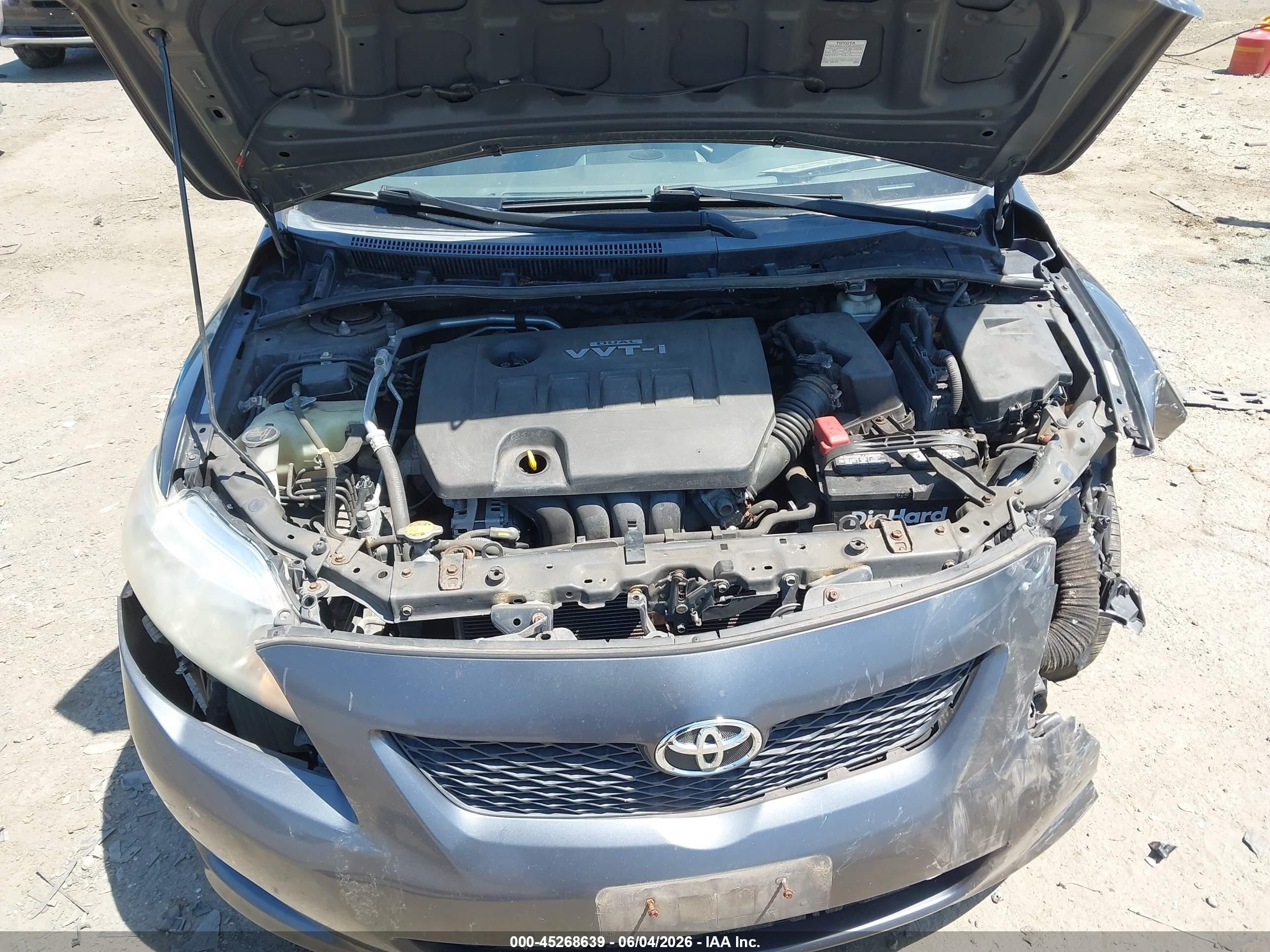 2010 Toyota Corolla Le Gray vin: 1NXBU4EE6AZ329512