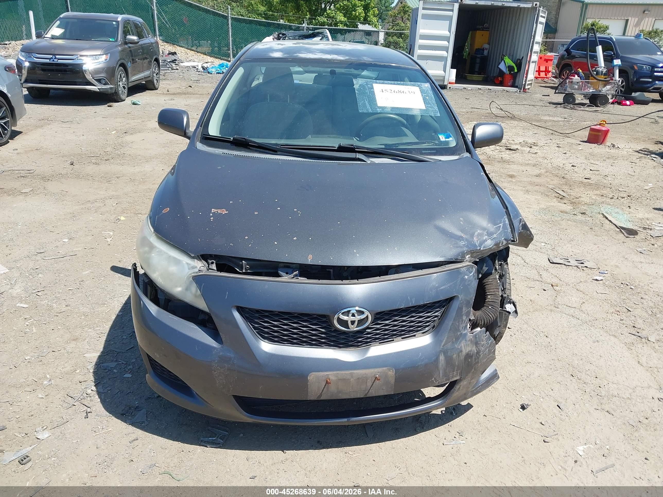 2010 Toyota Corolla Le Gray vin: 1NXBU4EE6AZ329512