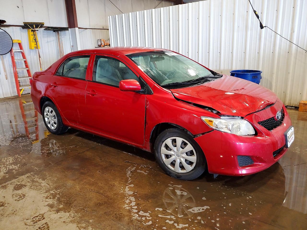 2010 Toyota Corolla Le Red vin: 1NXBU4EE6AZ332734