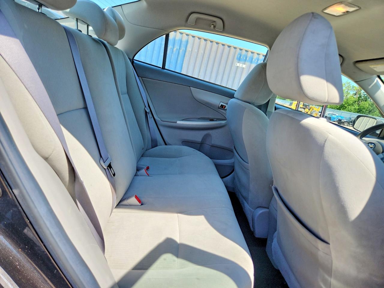 2010 Toyota Corolla Le Black vin: 1NXBU4EE6AZ336363