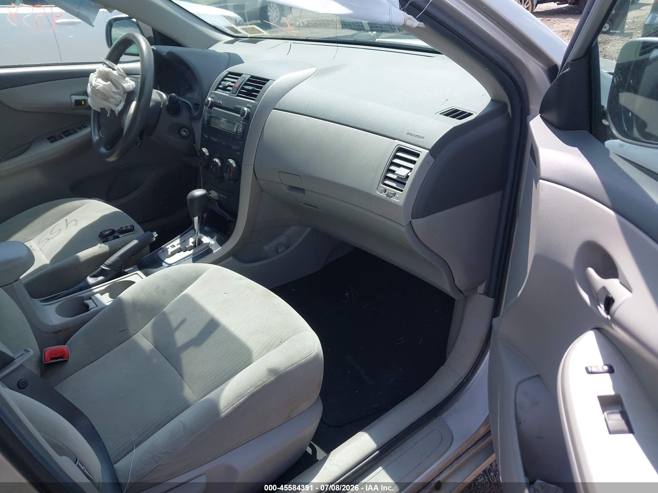 2010 Toyota Corolla Le Gray vin: 1NXBU4EE6AZ343717