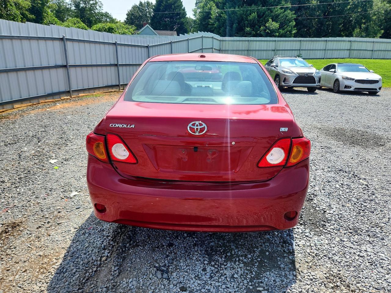 2010 Toyota Corolla Le Red vin: 1NXBU4EE6AZ354538