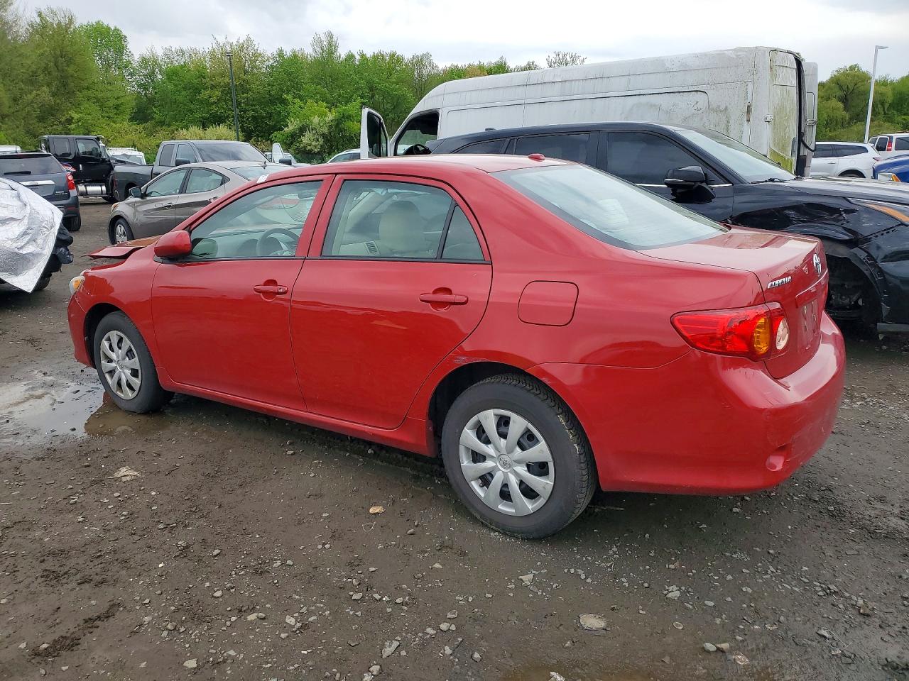 2010 Toyota Corolla Le Красный vin: 1NXBU4EE6AZ357942