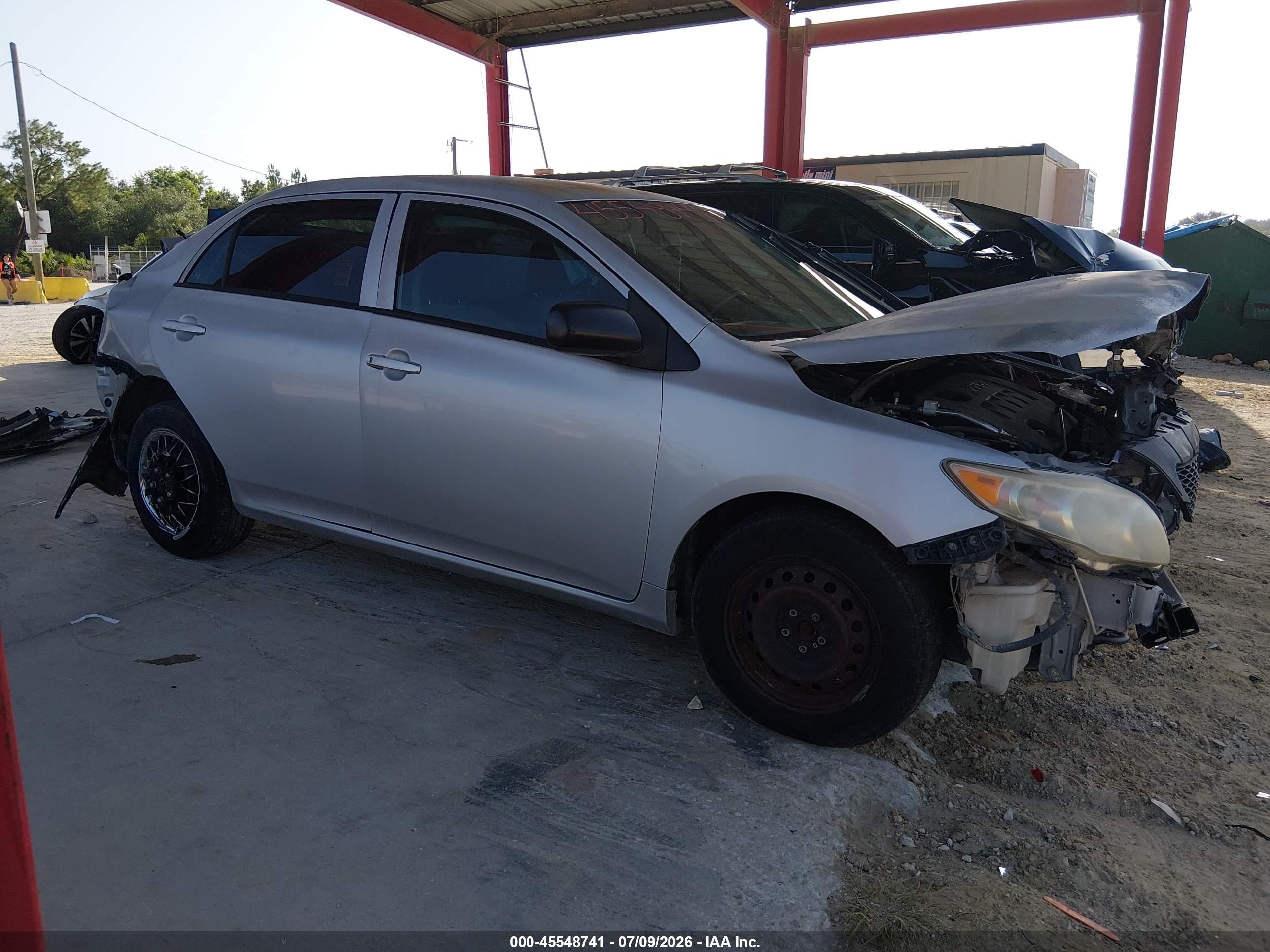 2010 Toyota Corolla   Silver vin: 1NXBU4EE7AZ199773