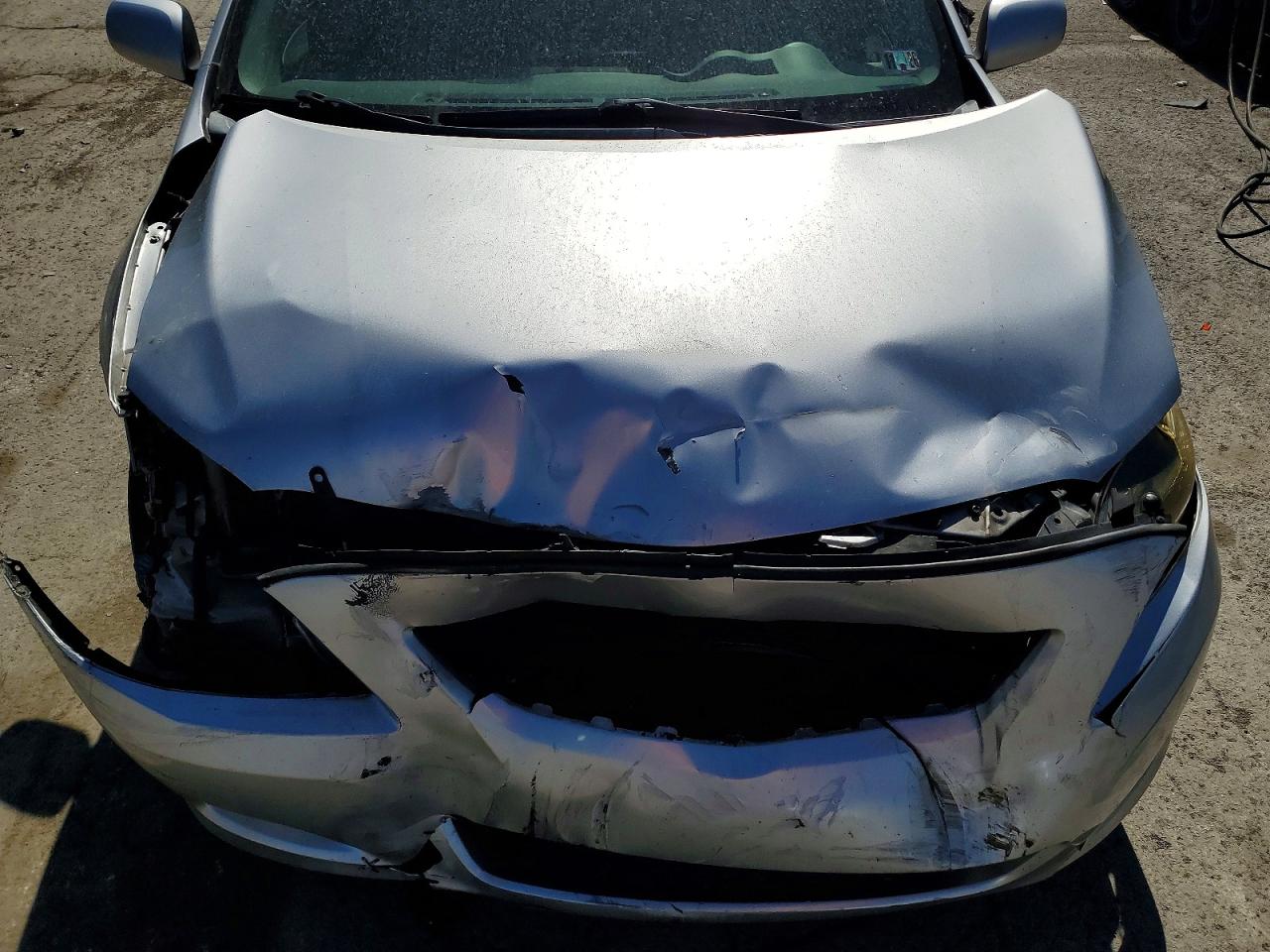 2010 Toyota Corolla Le Silver vin: 1NXBU4EE7AZ206799
