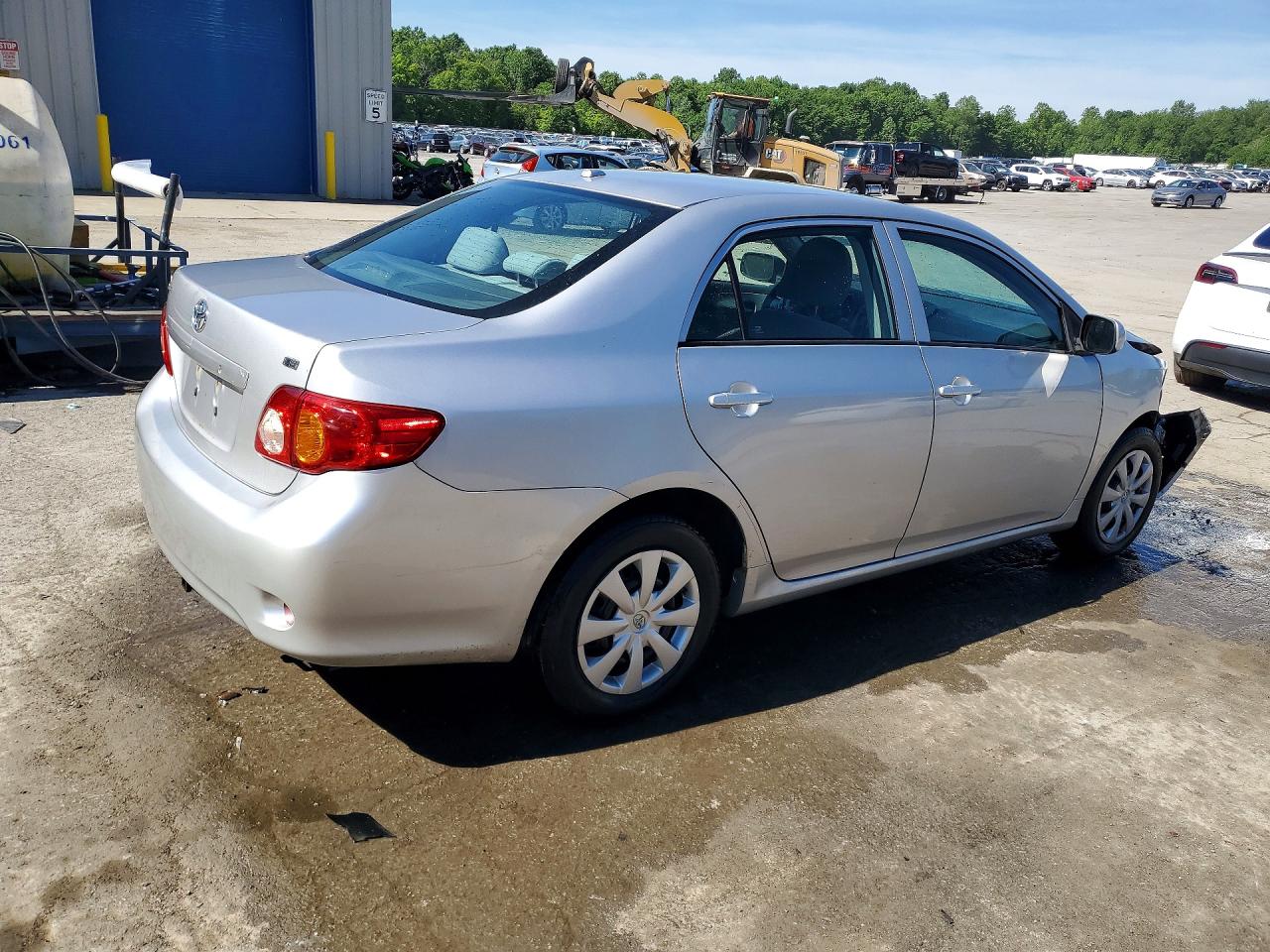 2010 Toyota Corolla Le Silver vin: 1NXBU4EE7AZ206799