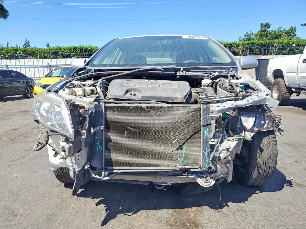 2010 Toyota Corolla Le Silver vin: 1NXBU4EE7AZ214501