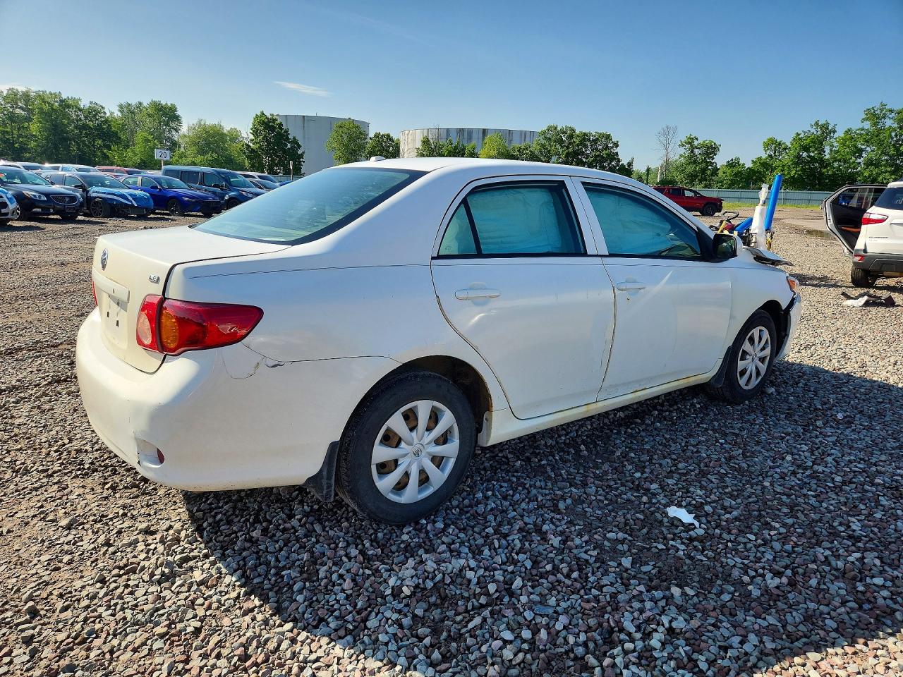 2010 Toyota Corolla Le White vin: 1NXBU4EE7AZ218872