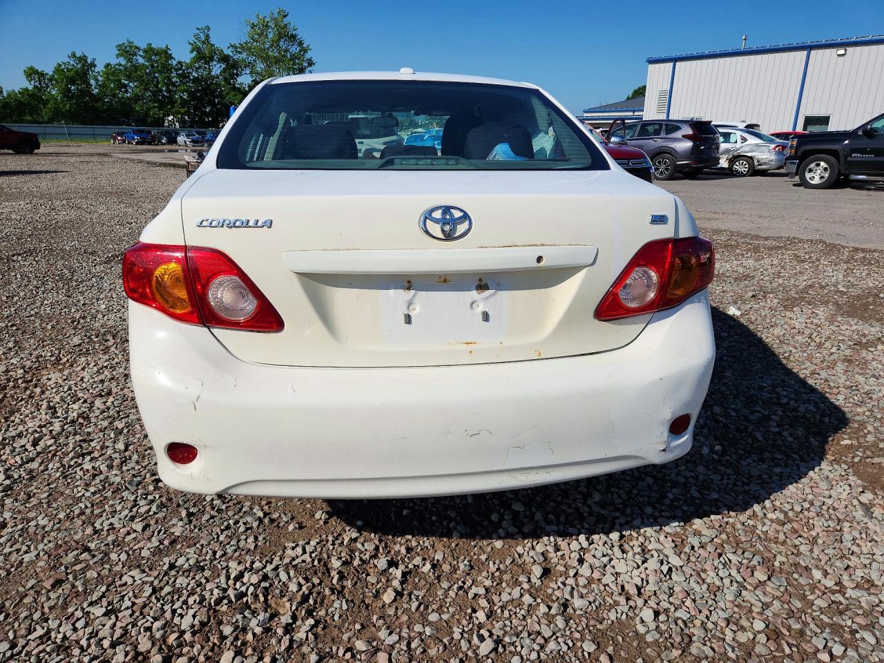 2010 Toyota Corolla Le White vin: 1NXBU4EE7AZ218872
