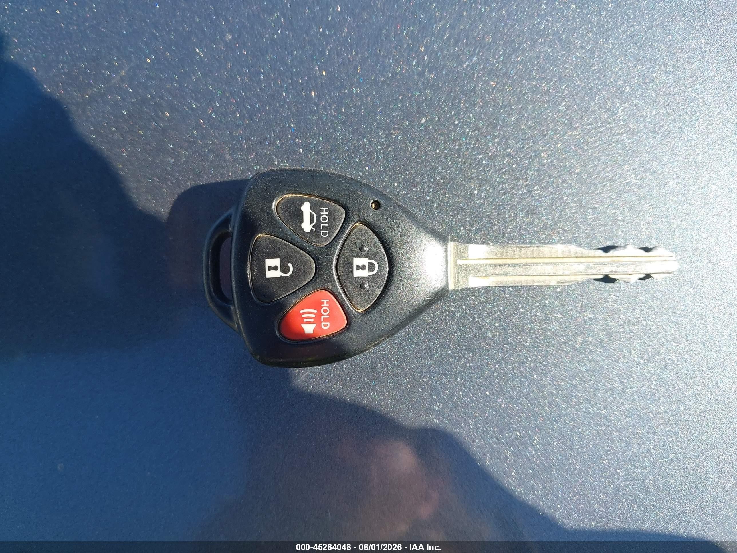 2010 Toyota Corolla S Серебряный vin: 1NXBU4EE7AZ221688