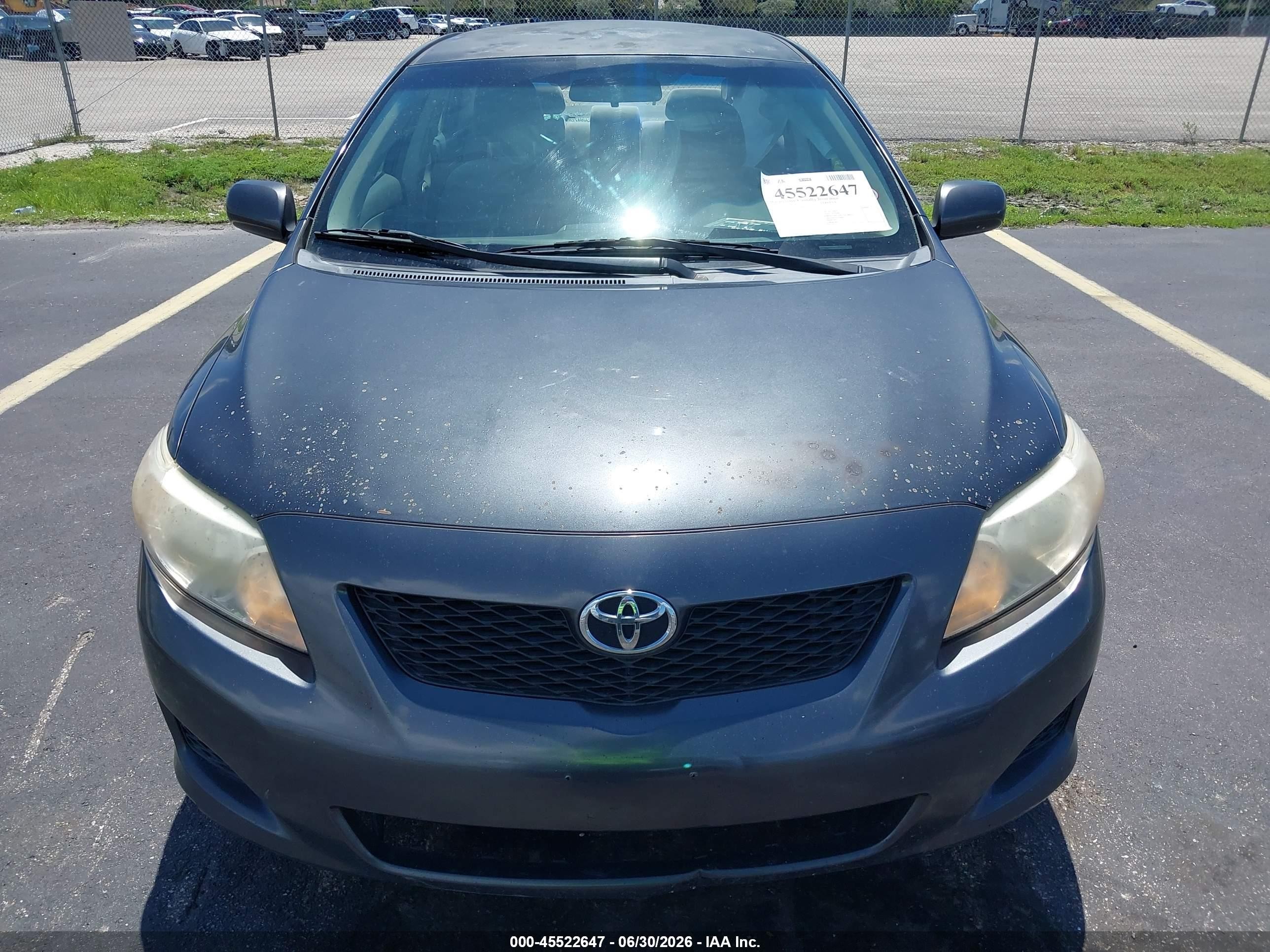 2010 Toyota Corolla Le Gray vin: 1NXBU4EE7AZ235008