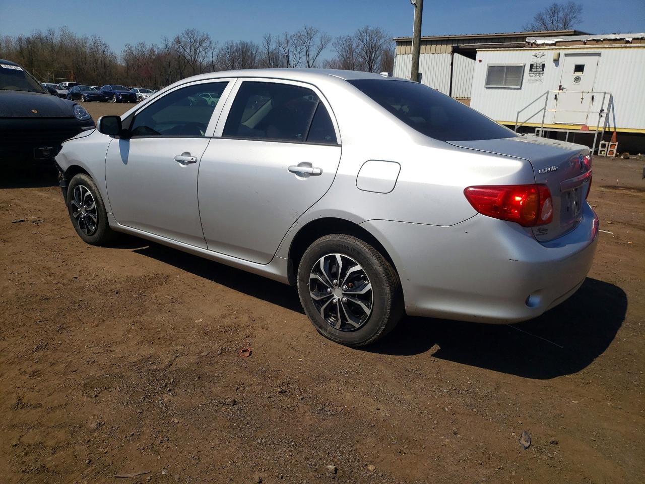 2010 Toyota Corolla Le Silver vin: 1NXBU4EE7AZ235123