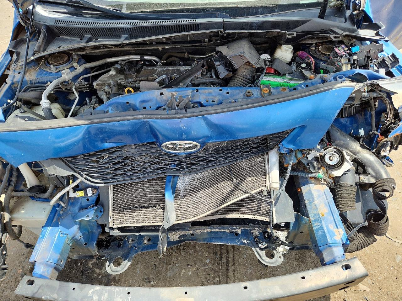 2010 Toyota Corolla Le Blue vin: 1NXBU4EE7AZ235736