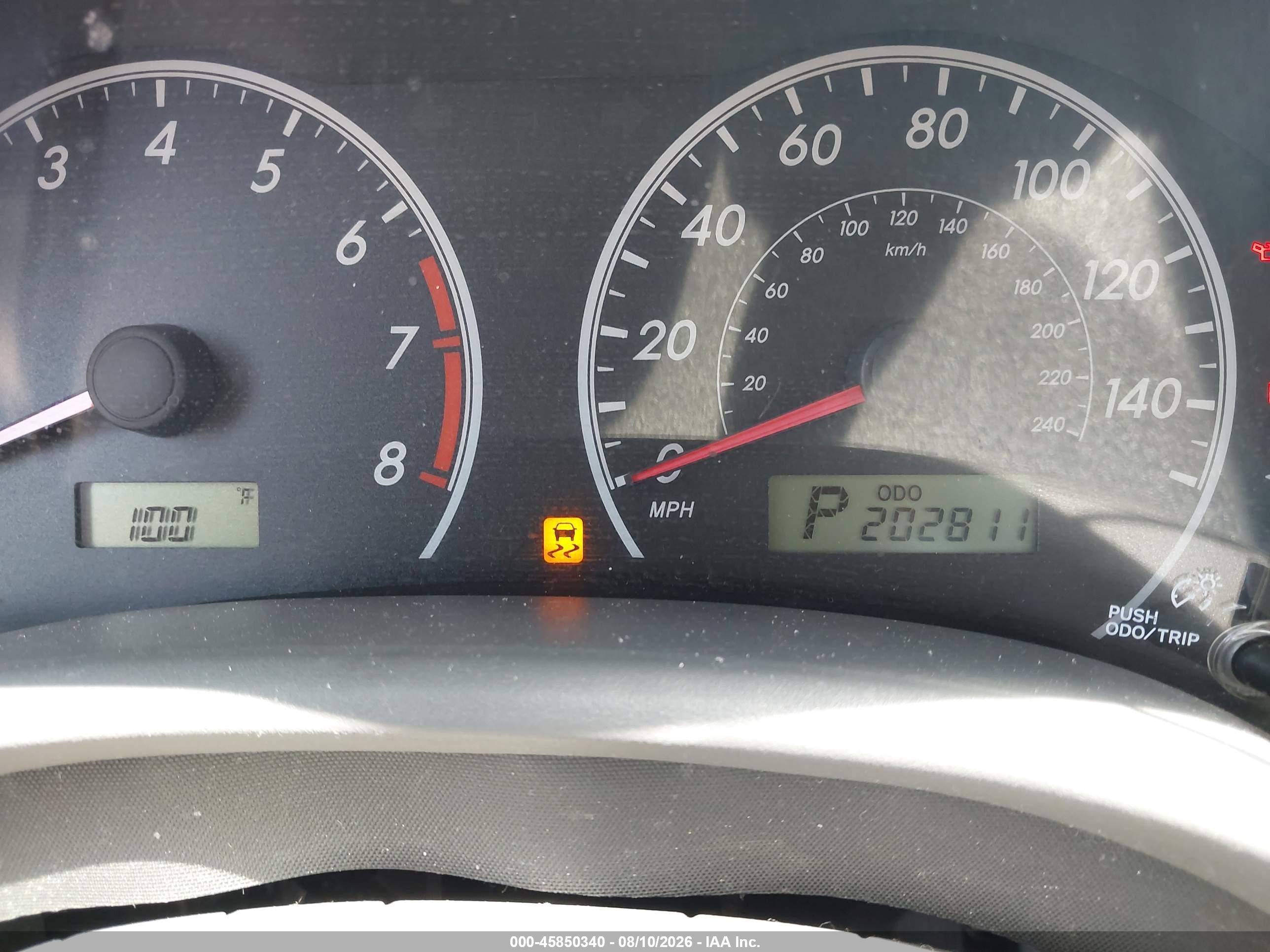 2010 Toyota Corolla Le Brown vin: 1NXBU4EE7AZ264735