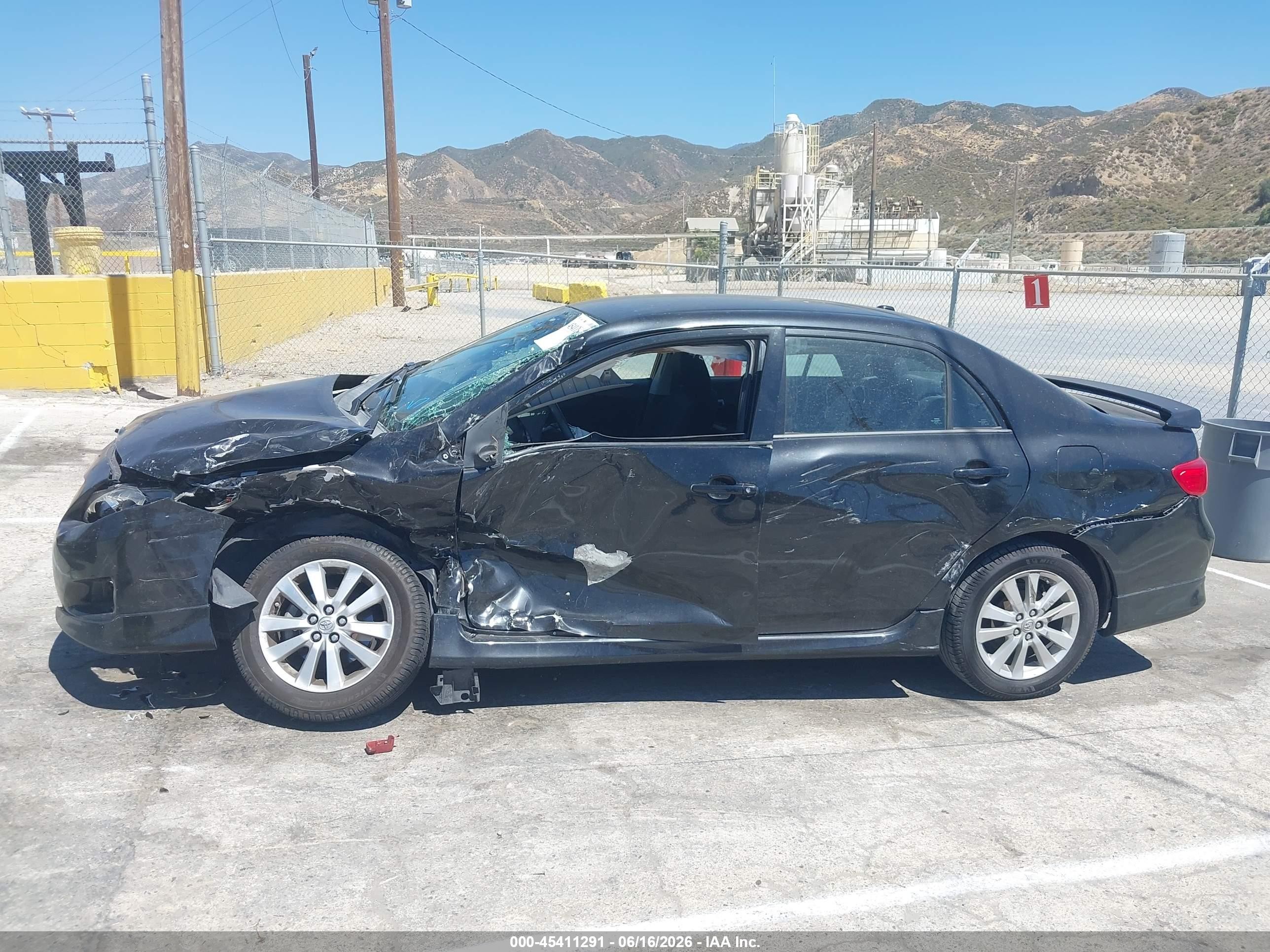 2010 Toyota Corolla S Black vin: 1NXBU4EE7AZ266419