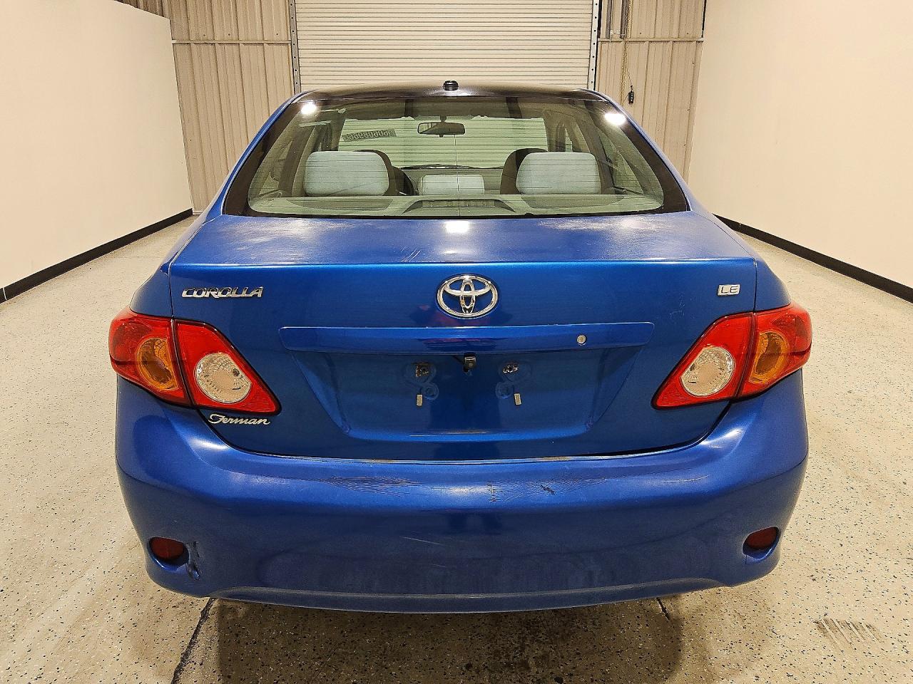 2010 Toyota Corolla Le Blue vin: 1NXBU4EE7AZ272785