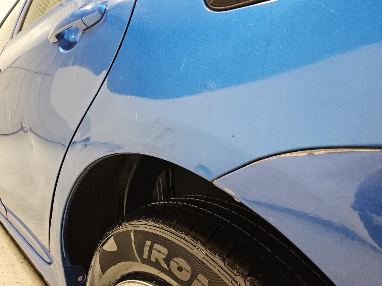 2010 Toyota Corolla Le Blue vin: 1NXBU4EE7AZ272785 Damage: Left Qtr Panel, Dent(S) W/No Paint Dmg, 5 To 6 Inches