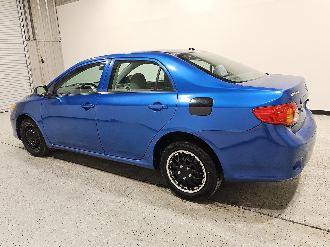 2010 Toyota Corolla Le Blue vin: 1NXBU4EE7AZ272785 Damage: Left Fuel Door, Mismatched, Unacceptable