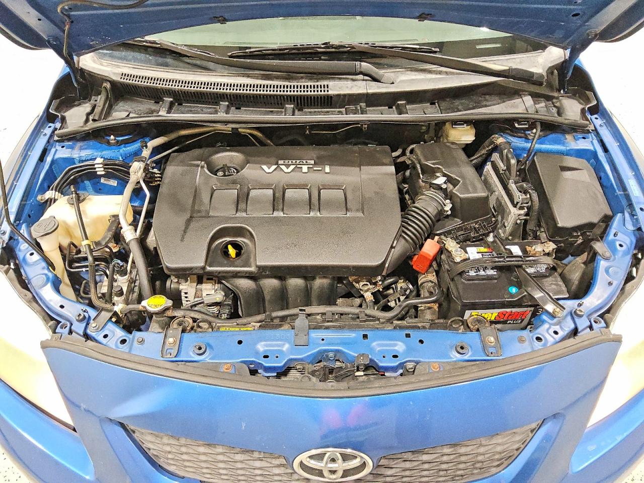 2010 Toyota Corolla Le Blue vin: 1NXBU4EE7AZ272785