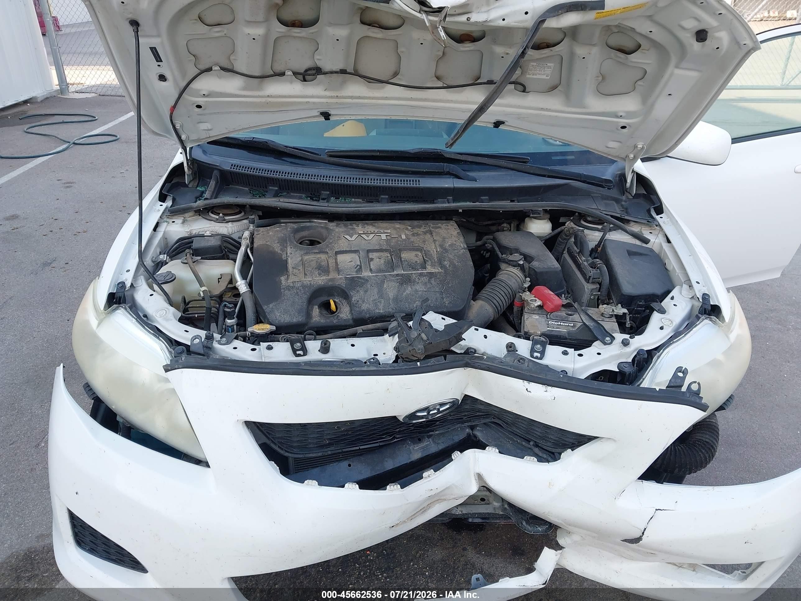 2010 Toyota Corolla Le White vin: 1NXBU4EE7AZ279705