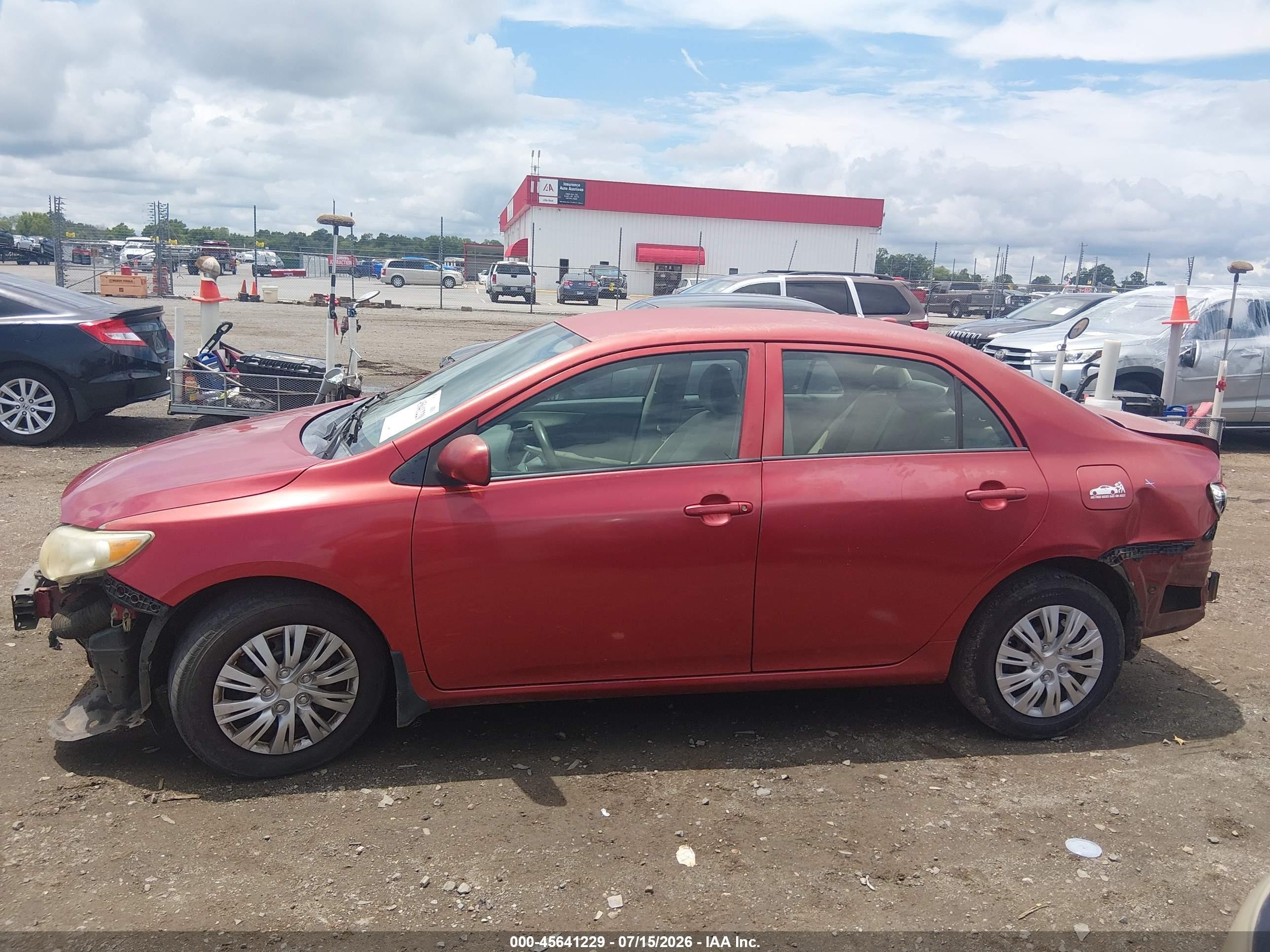 2010 Toyota Corolla Le Red vin: 1NXBU4EE7AZ304280