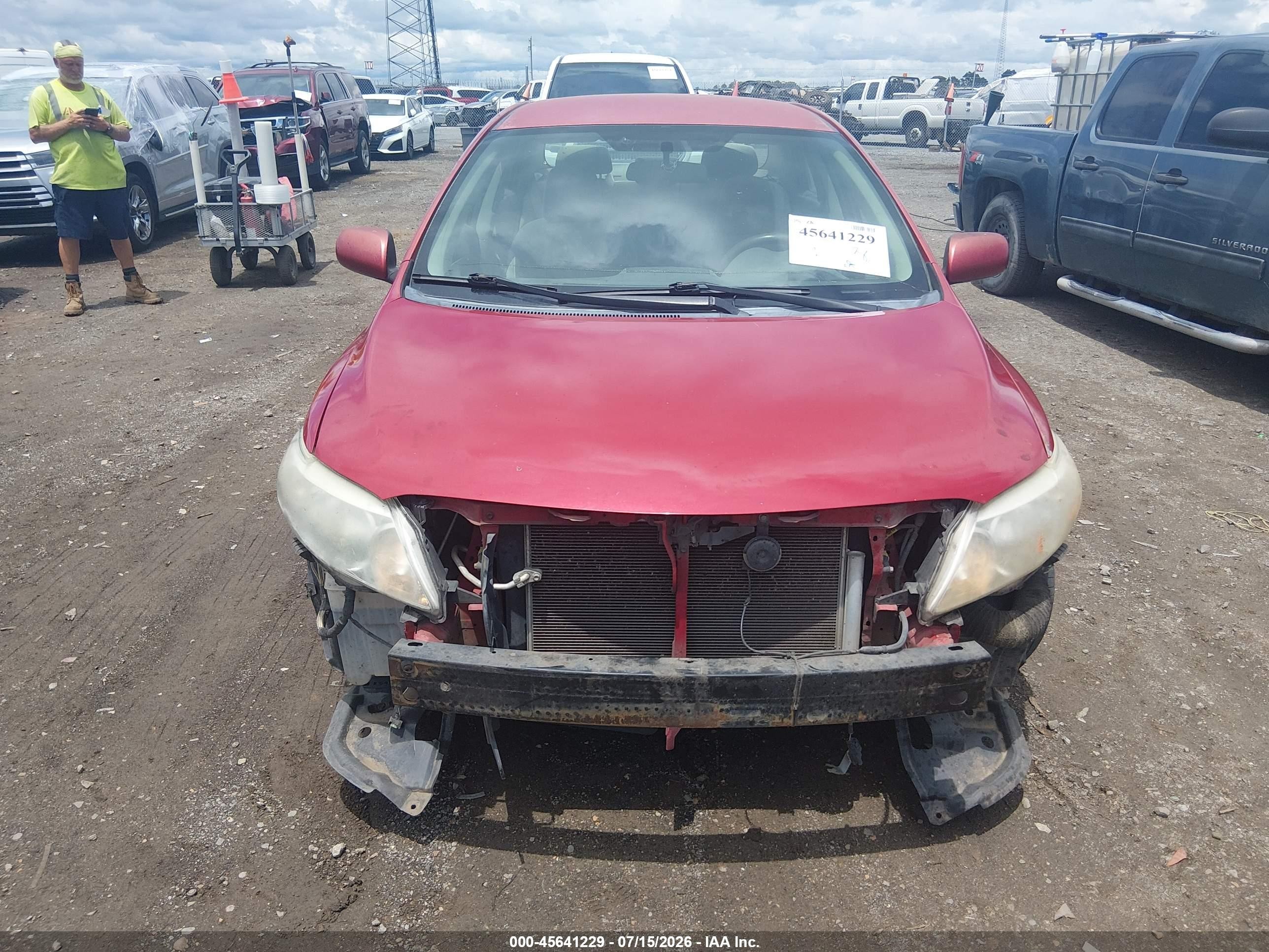2010 Toyota Corolla Le Red vin: 1NXBU4EE7AZ304280