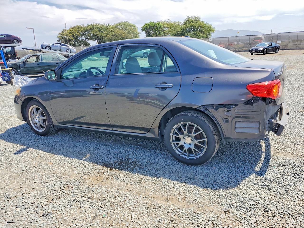 2010 Toyota Corolla Le Gray vin: 1NXBU4EE7AZ319040