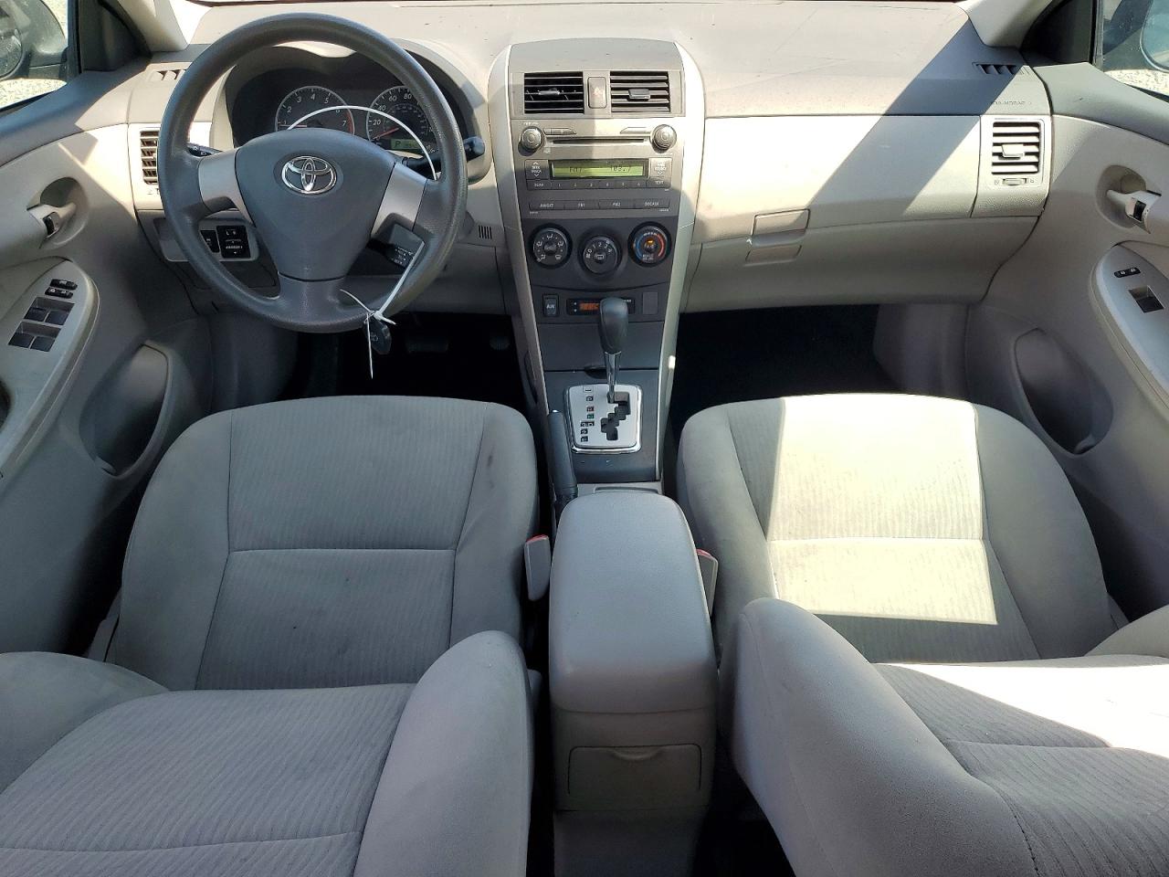 2010 Toyota Corolla Le Gray vin: 1NXBU4EE7AZ319040