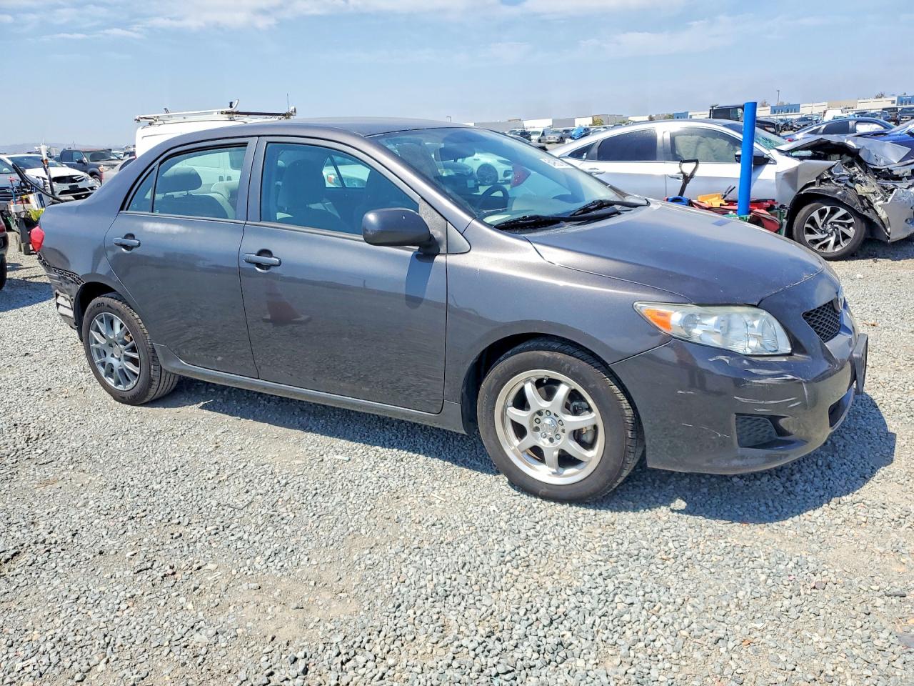 2010 Toyota Corolla Le Gray vin: 1NXBU4EE7AZ319040