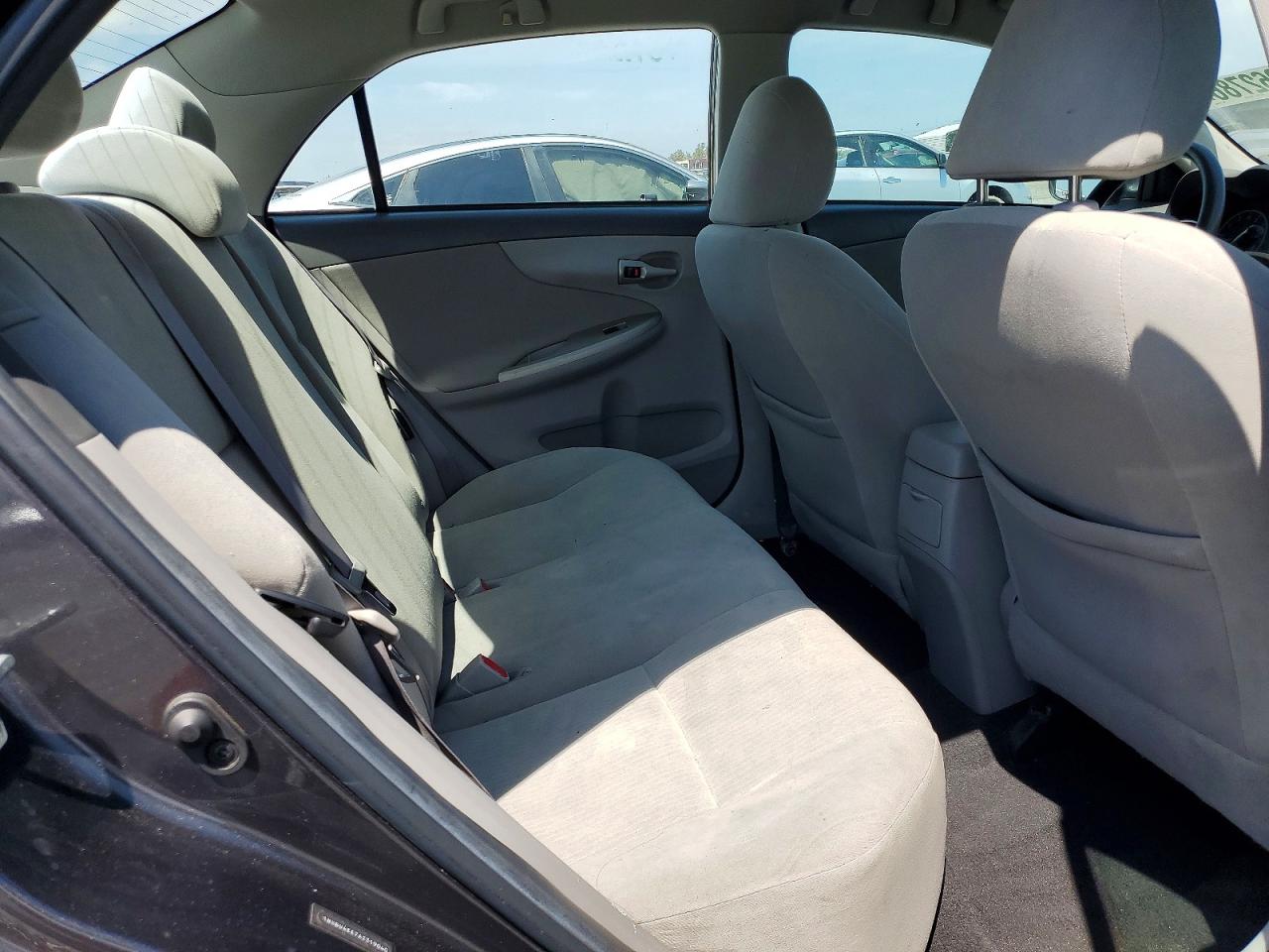 2010 Toyota Corolla Le Gray vin: 1NXBU4EE7AZ319040