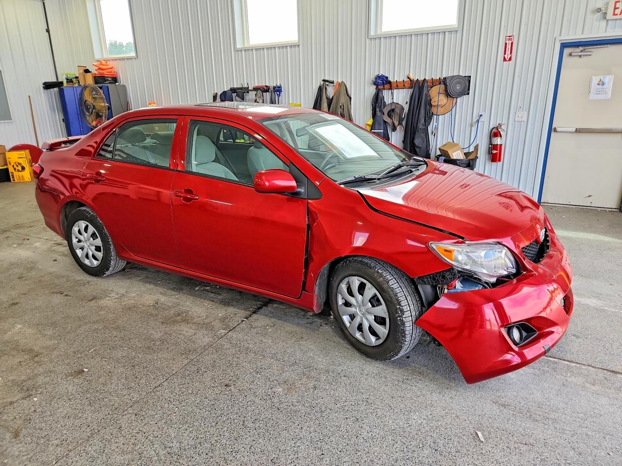 2010 Toyota Corolla Le Red vin: 1NXBU4EE7AZ321192