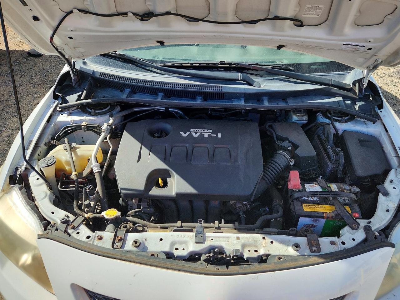 2010 Toyota Corolla White vin: 1NXBU4EE7AZ331253