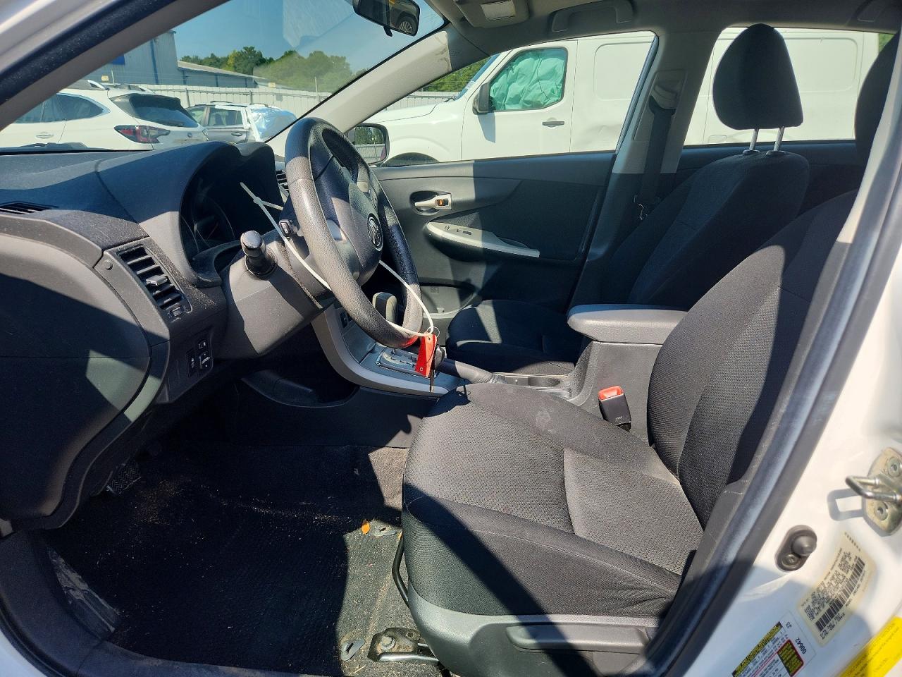 2010 Toyota Corolla S White vin: 1NXBU4EE7AZ351745