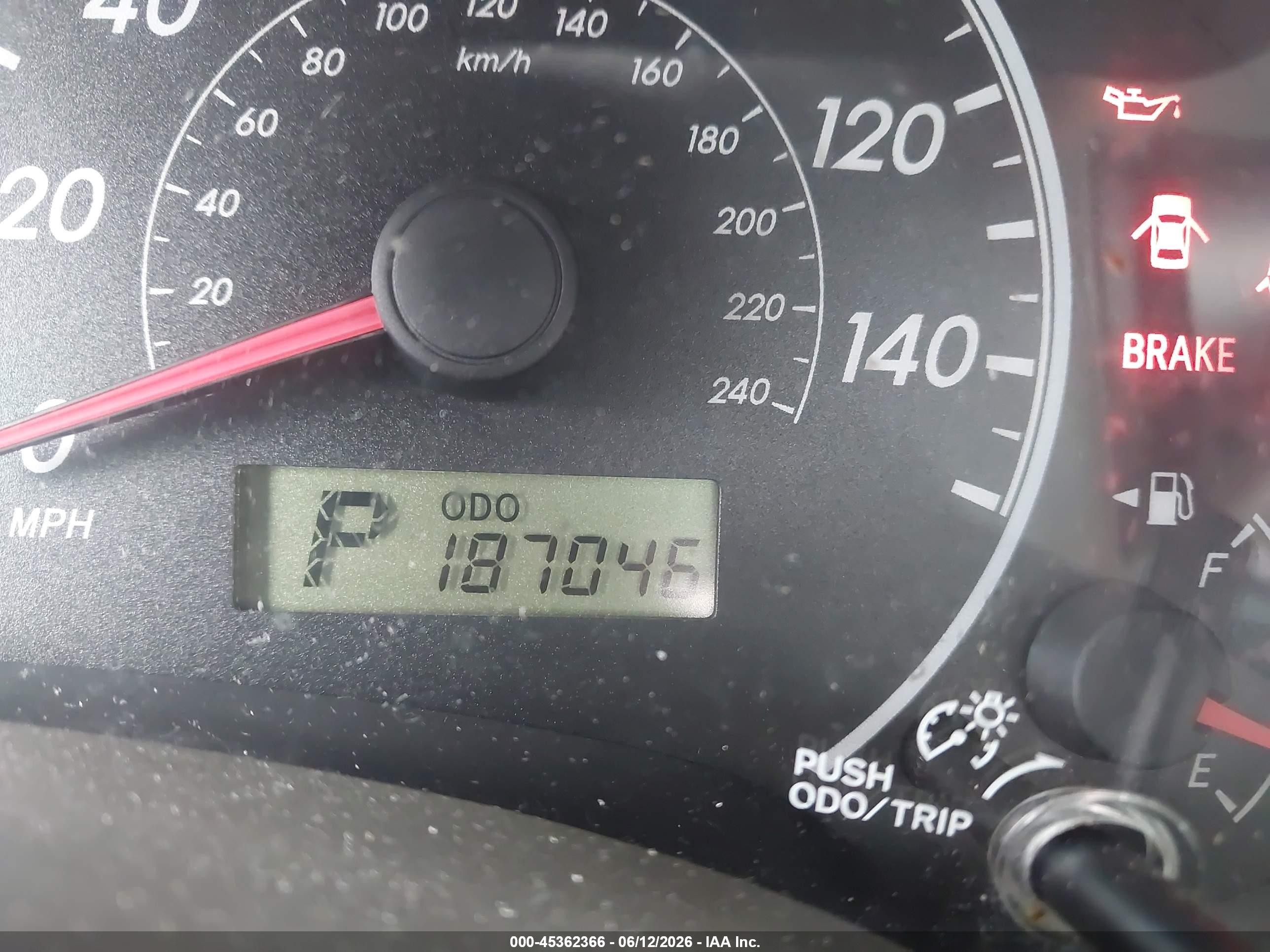 2010 Toyota Corolla Le Красный vin: 1NXBU4EE7AZ369758