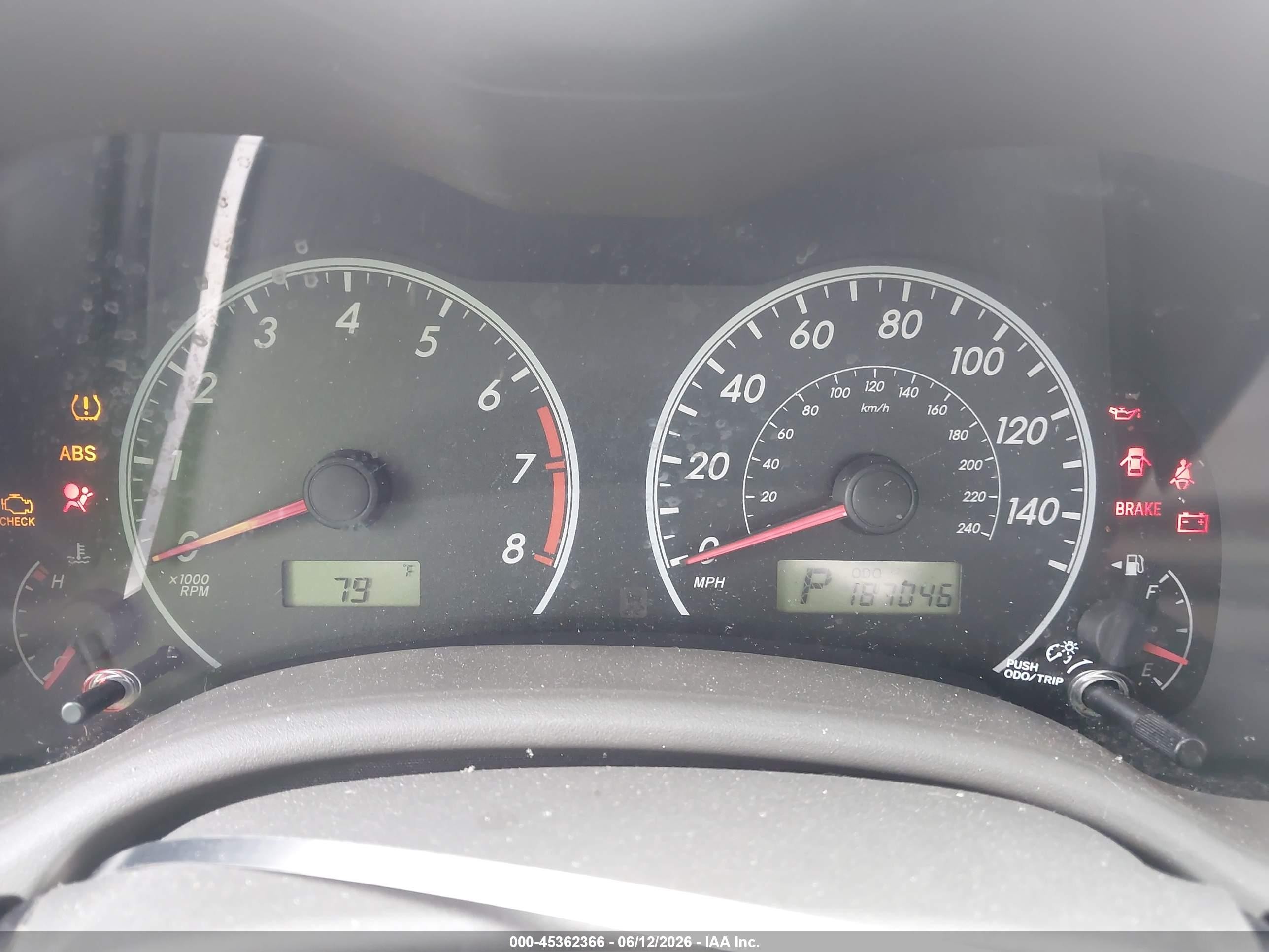 2010 Toyota Corolla Le Красный vin: 1NXBU4EE7AZ369758