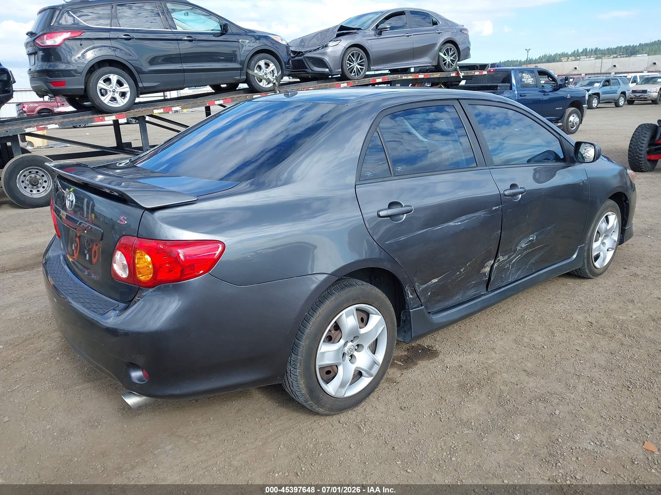 2010 Toyota Corolla S Серый vin: 1NXBU4EE7AZ372580