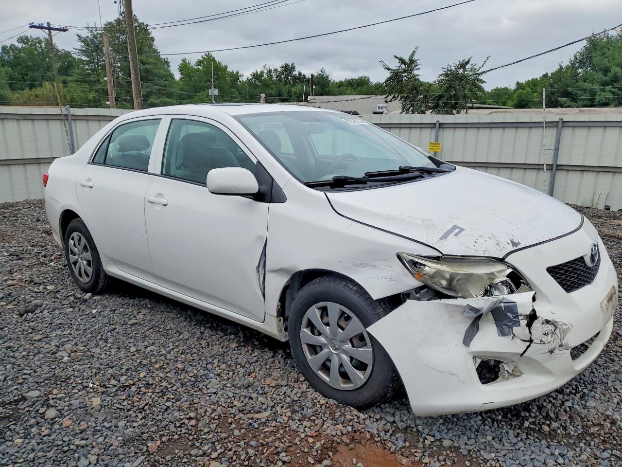 2010 Toyota Corolla Le White vin: 1NXBU4EE7AZ373129