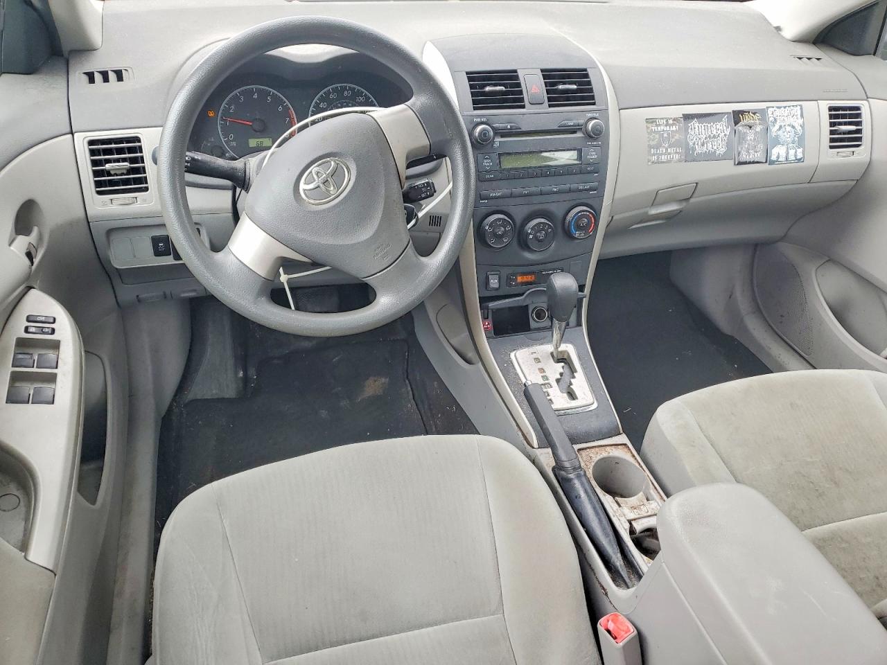 2010 Toyota Corolla Le Серебряный vin: 1NXBU4EE7AZ374622