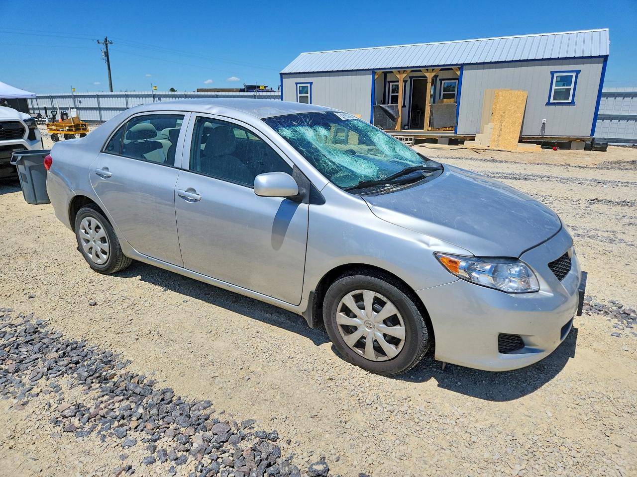 2010 Toyota Corolla Le Silver vin: 1NXBU4EE8AZ170914
