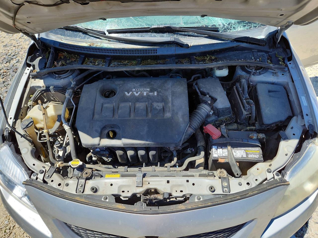 2010 Toyota Corolla Le Silver vin: 1NXBU4EE8AZ170914