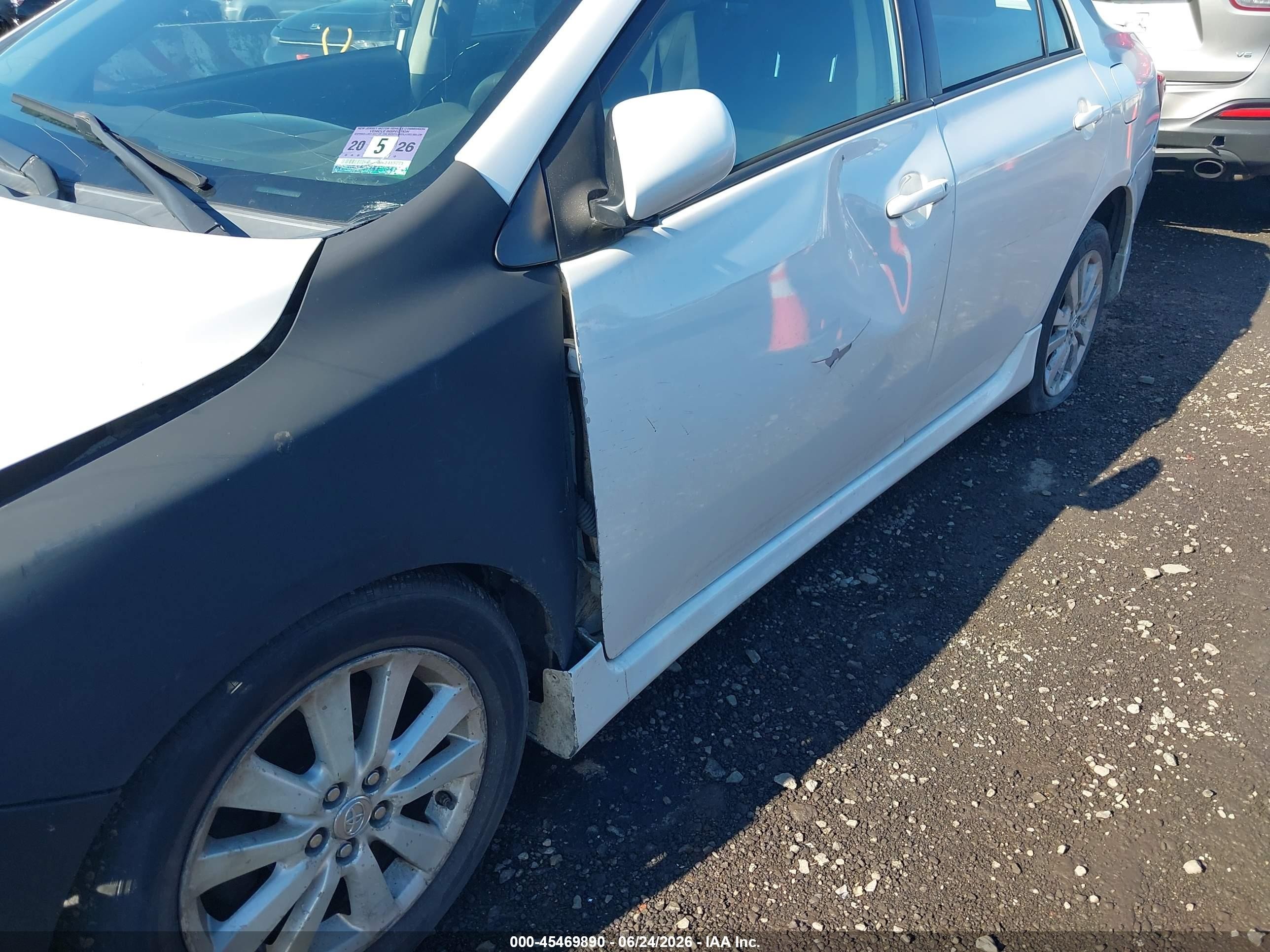 2010 Toyota Corolla S White vin: 1NXBU4EE8AZ176180