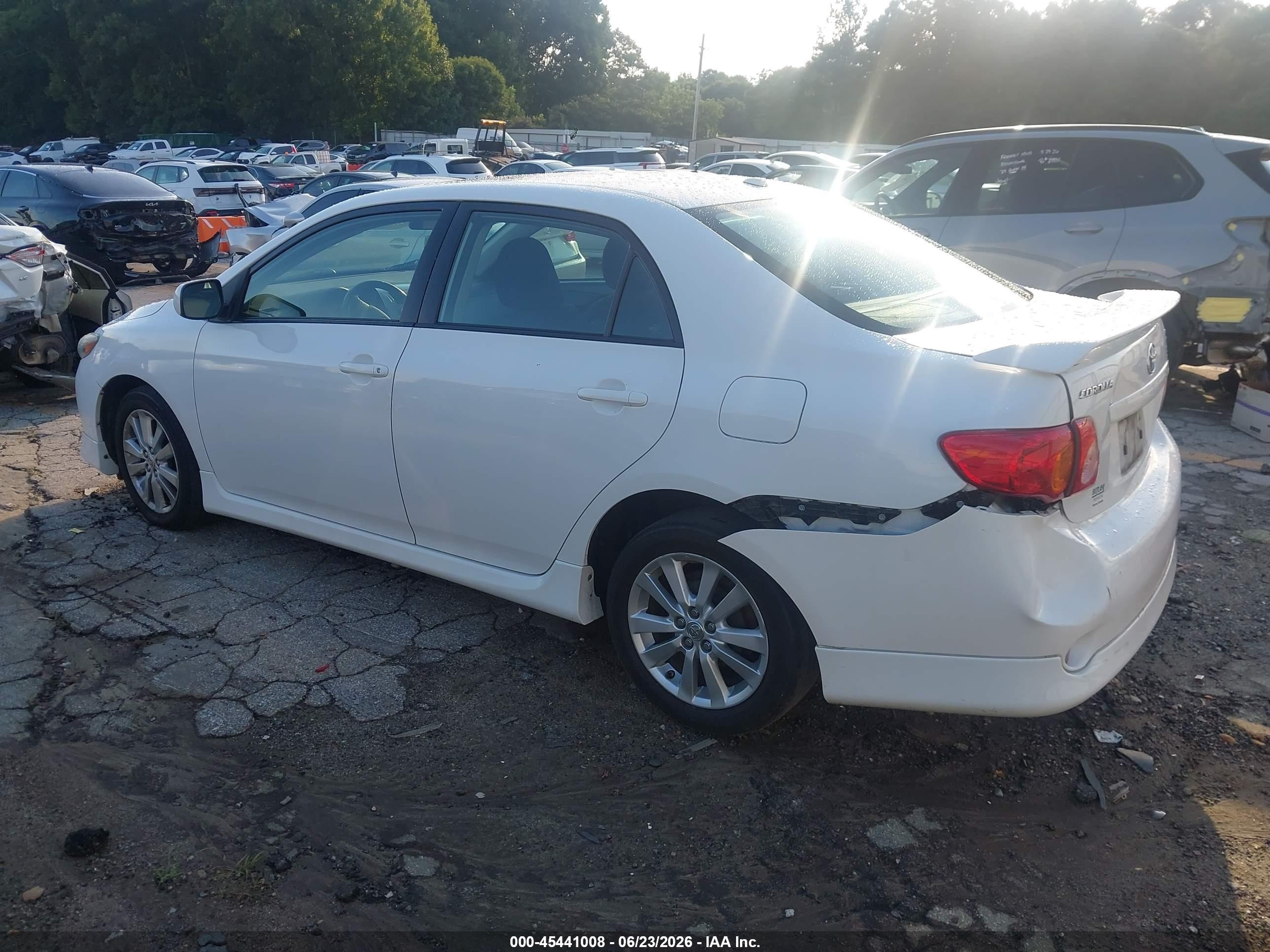 2010 Toyota Corolla S White vin: 1NXBU4EE8AZ177667